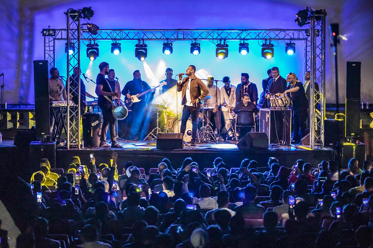 ICULT
OTROS ESCENARIOS POSIBLES
8-3-2020
ACTUACION DEL CANTANTE INDIO DE POP PUNJABI GARRY SANDHU EN EL CINE ARIBAU DE BARCELONA
FOTO MARTI FRADERA