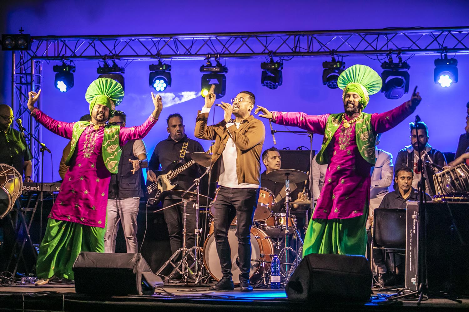 ICULT
OTROS ESCENARIOS POSIBLES
8-3-2020
ACTUACION DEL CANTANTE INDIO DE POP PUNJABI GARRY SANDHU EN EL CINE ARIBAU DE BARCELONA
FOTO MARTI FRADERA