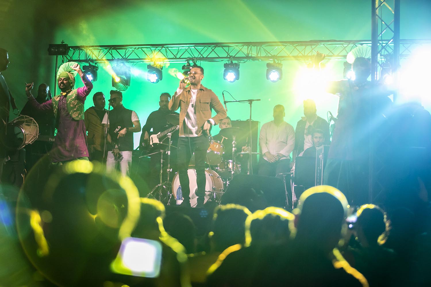 ICULT
OTROS ESCENARIOS POSIBLES
8-3-2020
ACTUACION DEL CANTANTE INDIO DE POP PUNJABI GARRY SANDHU EN EL CINE ARIBAU DE BARCELONA
FOTO MARTI FRADERA