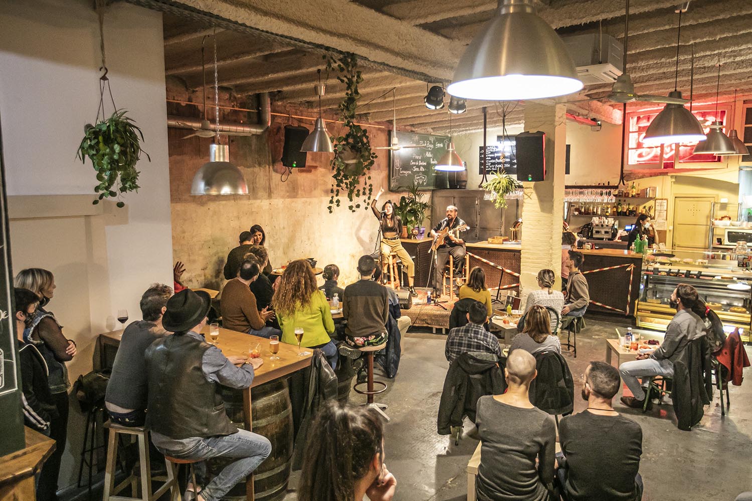 OTROS ESCENARIOS POSIBLES
ICULT
29-11-2020

DUO DE LA CARMELA
BAR SAGRADES TANNINES
BARCELONA

DANI FELICES GUITARRA
VOZ QUERALT LAHOZ

FOTO MARTI FRADERA