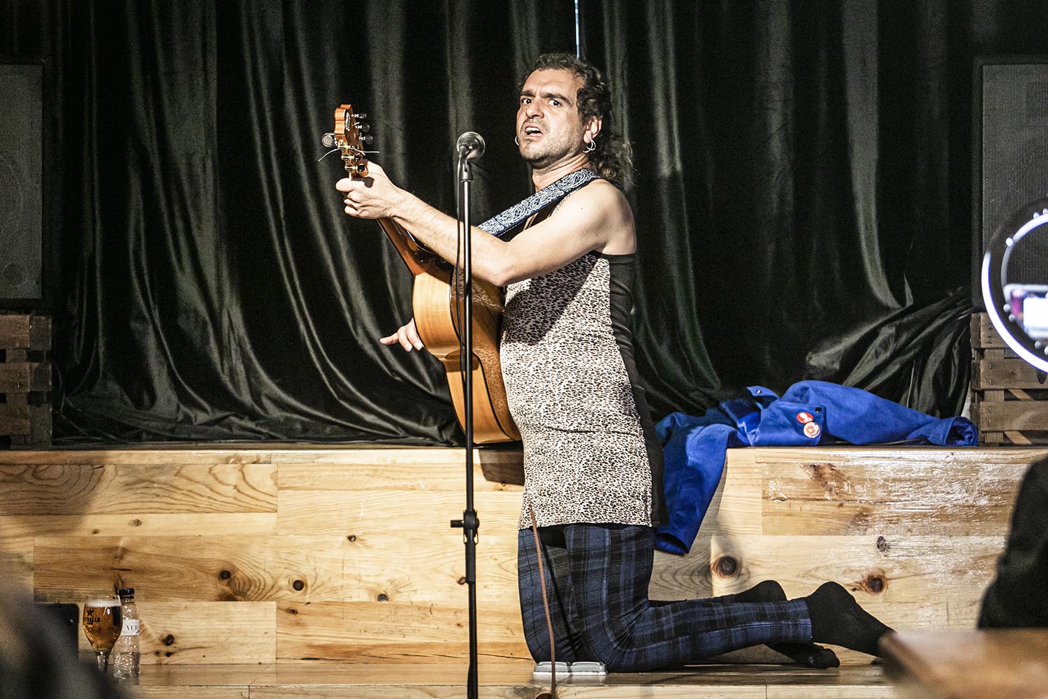 ICULT
OTROS ESCENARIOS POSIBLES
27-12-2020
MATEOLIKA
CONCERT VERMUT
BAR LA BELTER - NOU DE LA RAMBLA 102 - EL RAVAL - BARCELONA
FOTO MARTI FRADERA