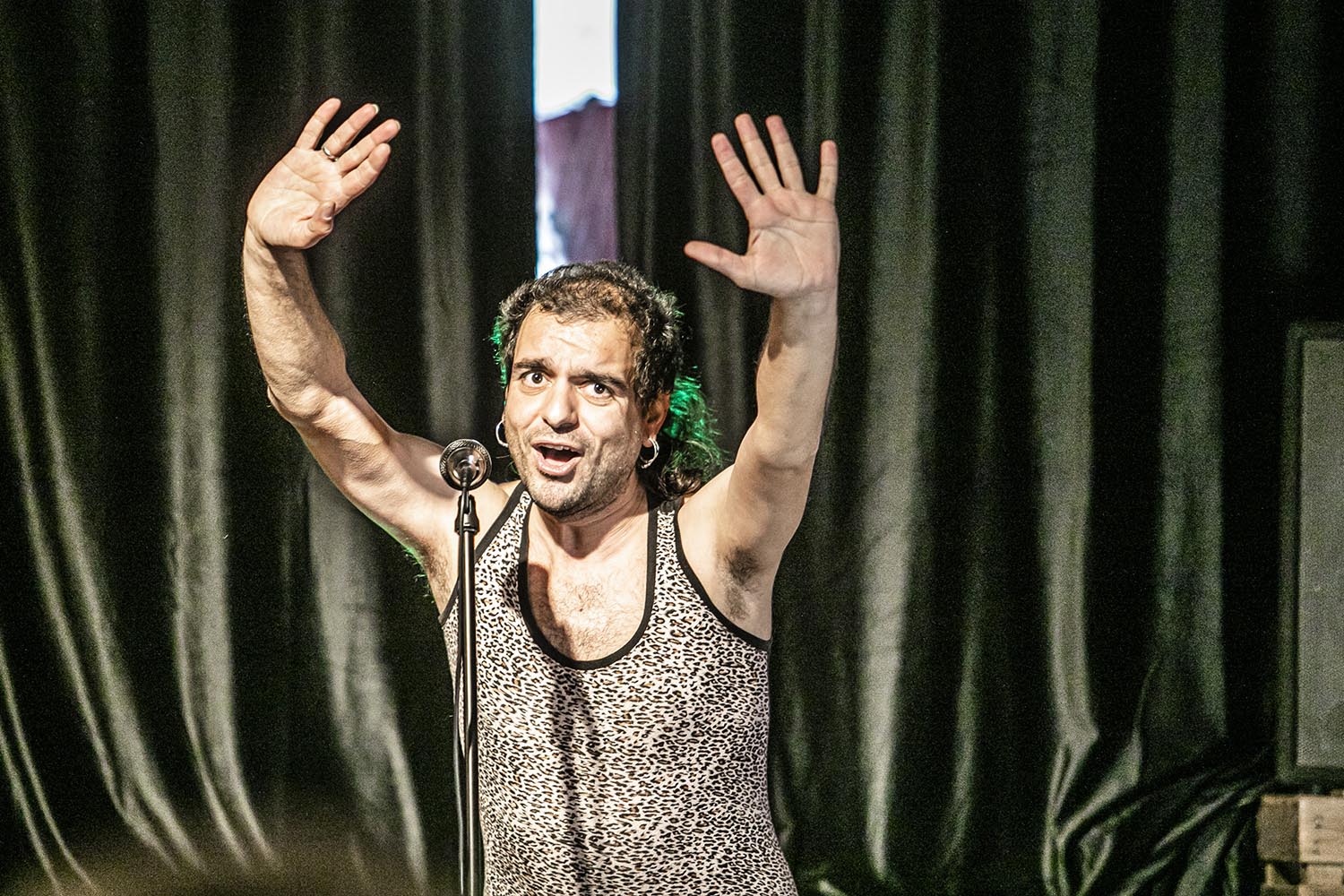 ICULT
OTROS ESCENARIOS POSIBLES
27-12-2020
MATEOLIKA
CONCERT VERMUT
BAR LA BELTER - NOU DE LA RAMBLA 102 - EL RAVAL - BARCELONA
FOTO MARTI FRADERA