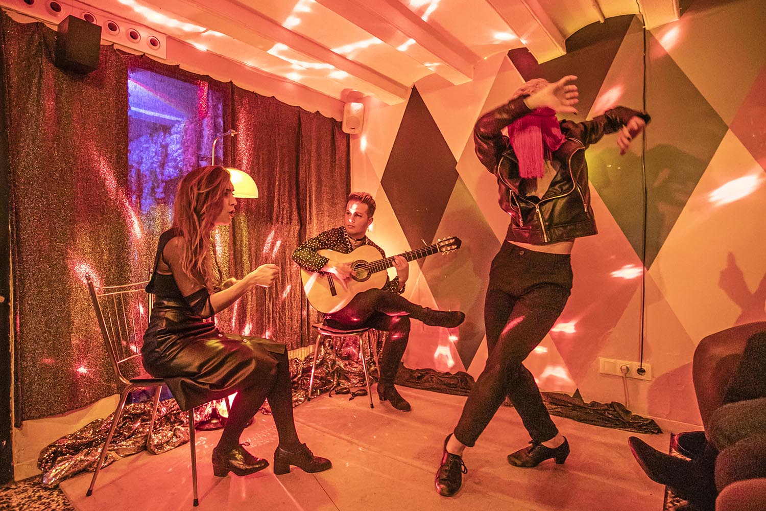 ICULT
OTROS ESCENARIOS POSIBLES
10 ENERO 2020

FLAMENCO QUEER EN LA FEDERICA DEL POBLE SEC
RUBEN HERAS - BAILE
JERO FEREC - GUITARRA

FOTO MARTI FRADERA