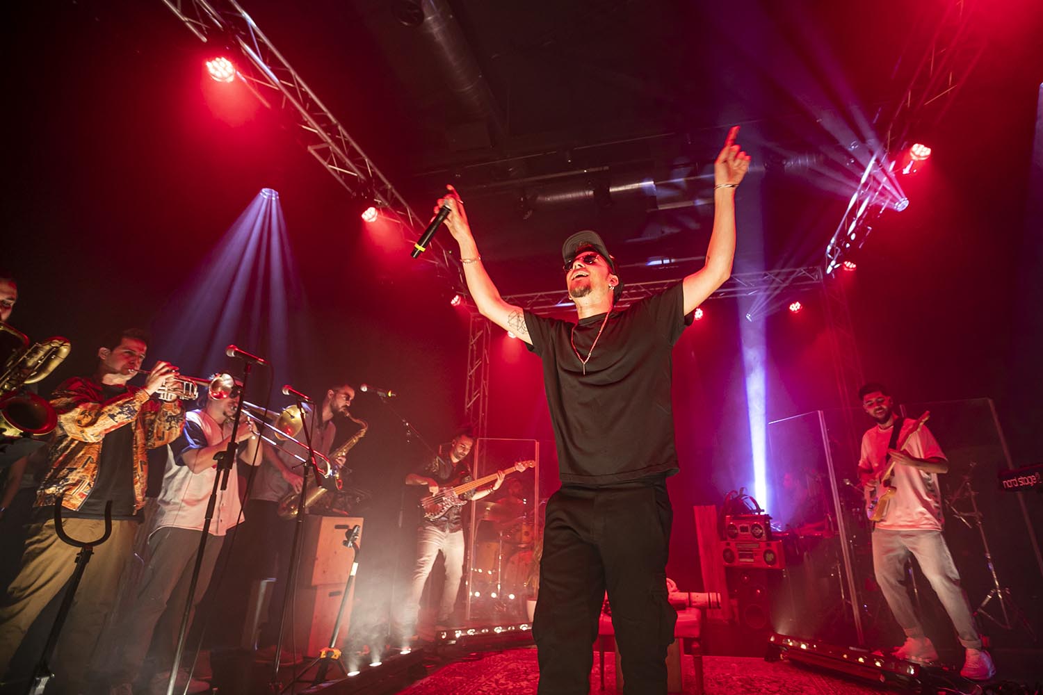 OTROS ESCENARIOS POSIBLES
29-11-2019

LA SENYORA TOMASA SEÑORA TOMASSA
LA LLEIALTAT SANSENCA

FOTO MARTI FRADERA