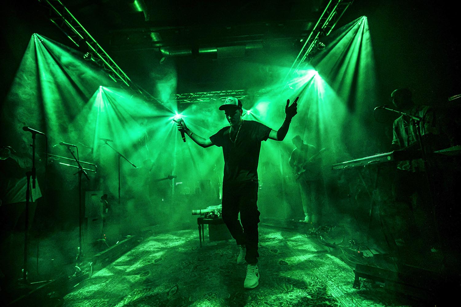 OTROS ESCENARIOS POSIBLES
29-11-2019

LA SENYORA TOMASA SEÑORA TOMASSA
LA LLEIALTAT SANSENCA

FOTO MARTI FRADERA