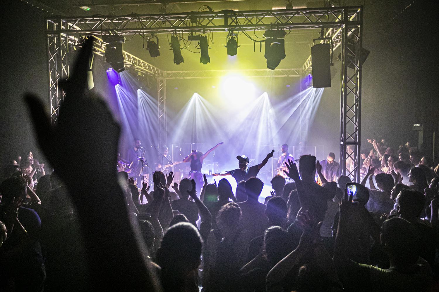 OTROS ESCENARIOS POSIBLES
29-11-2019

LA SENYORA TOMASA SEÑORA TOMASSA
LA LLEIALTAT SANSENCA

FOTO MARTI FRADERA