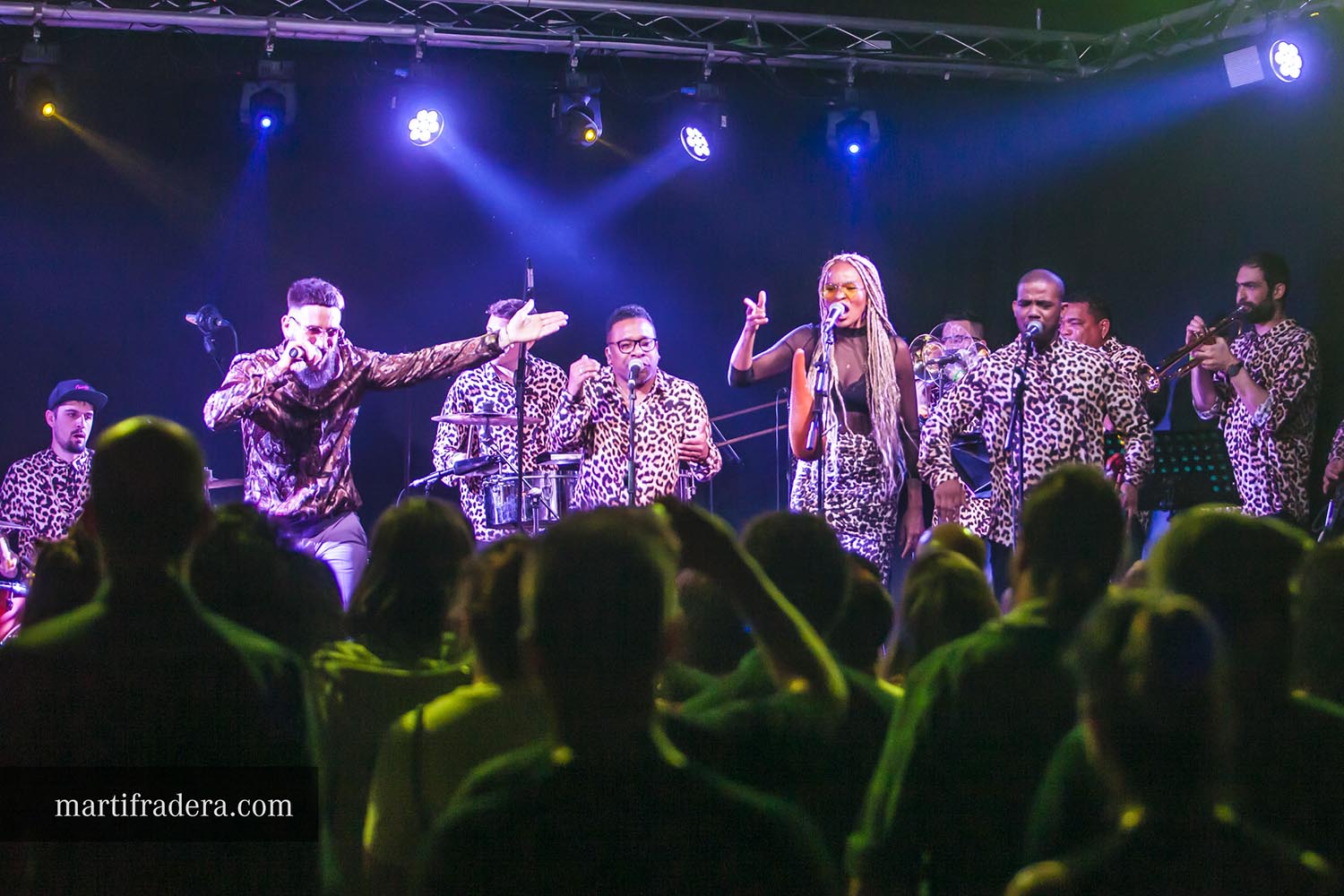 ICULT - OTROS ESCENARIOS POSIBLES
31-03-2019

CONCIERTO DE GRUPOS CUBANOS COMPOTA DE MANANA Y ANGEL YOS EN LA SALA LA NAU EN POBLENOU BARCELONA

FOTO:

MARTI FRADERA BOHERA
FOTOGRAF
+34 658 500 306
martifradera@gmail.com
www.noupunt.com
www.martifradera.com
Instagram @martifraderabohera