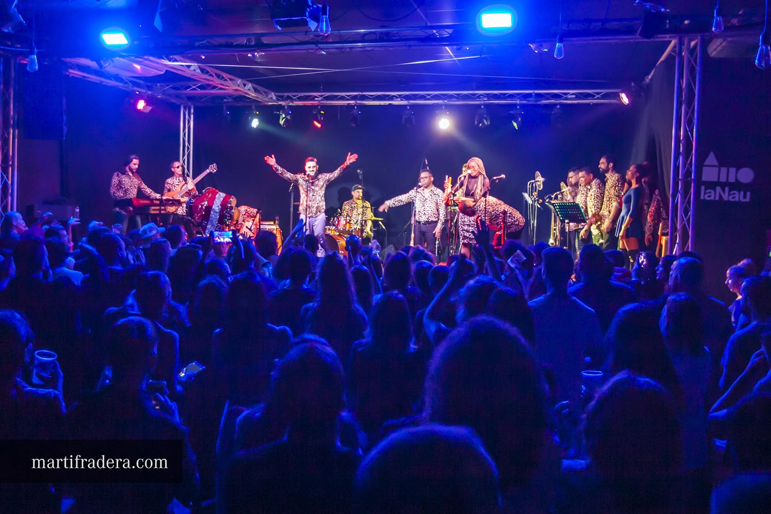 ICULT - OTROS ESCENARIOS POSIBLES
31-03-2019

CONCIERTO DE GRUPOS CUBANOS COMPOTA DE MANANA Y ANGEL YOS EN LA SALA LA NAU EN POBLENOU BARCELONA

FOTO:

MARTI FRADERA BOHERA
FOTOGRAF
+34 658 500 306
martifradera@gmail.com
www.noupunt.com
www.martifradera.com
Instagram @martifraderabohera