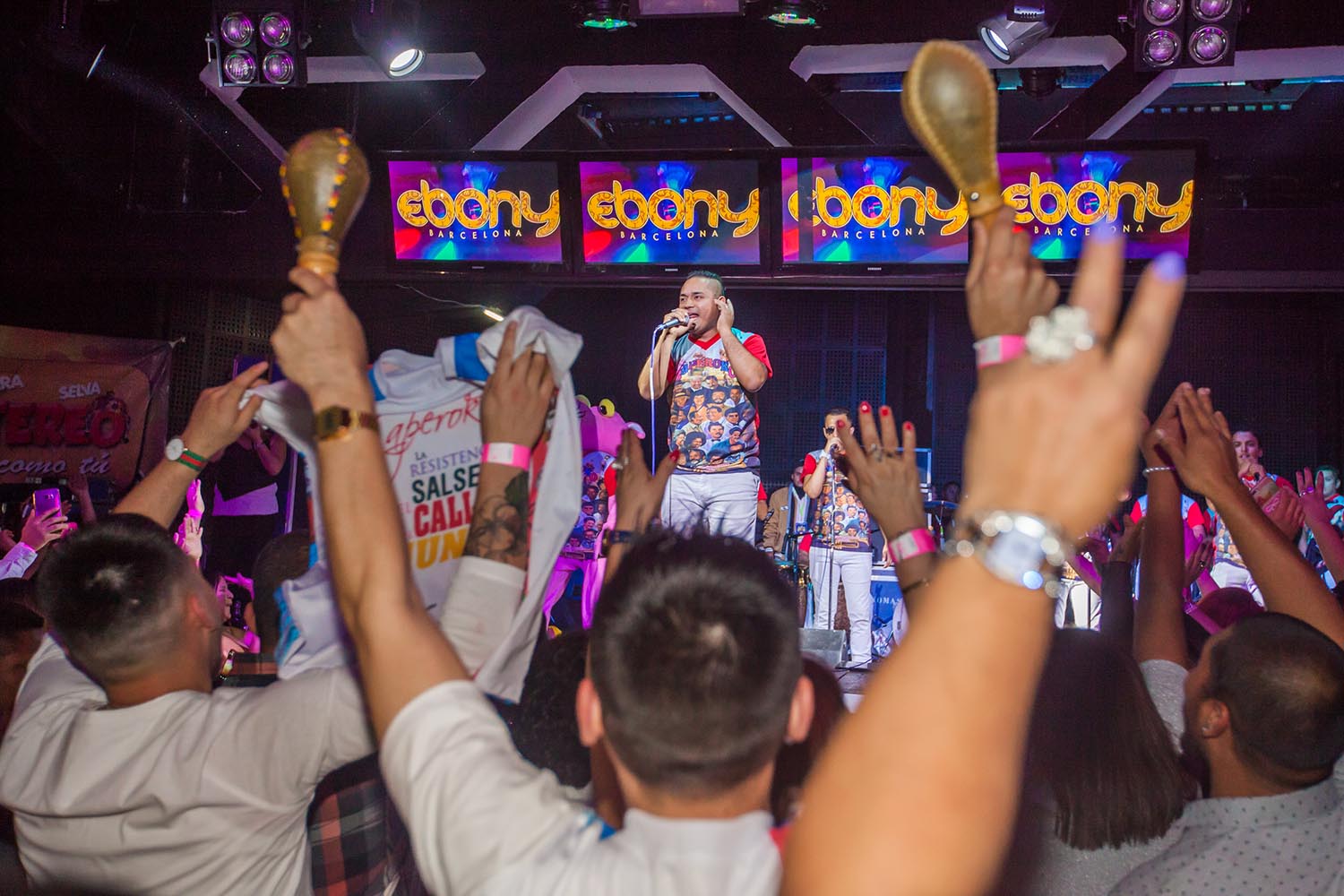 ICULTAMBIENTE EN EL CONCIERTO ORQUESTA ZAPEROKO al Up & Down.Per la secció Otros Escenarios. FOTO MARTI FRADERA