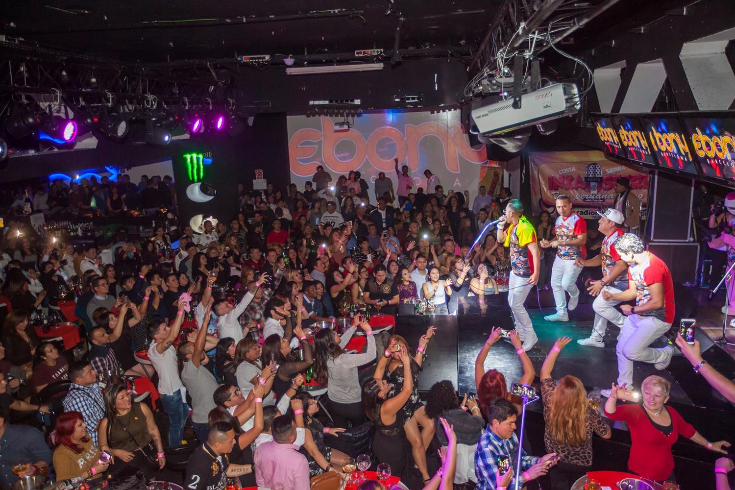 ICULTAMBIENTE EN EL CONCIERTO ORQUESTA ZAPEROKO al Up & Down.Per la secció Otros Escenarios. FOTO MARTI FRADERA