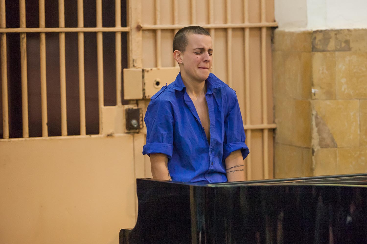 POLITICA
OTROS ESCENARIOS POSIBLES

VEUS EMMORDASSADES - VOCES AMORDAZADAS
PRISION MODEL MODELO DE BARCELONA
LA LIBERTAD DE EXPRESION EN LA PRISION
NO CALLAREM

CONCIERTO  DE PIANO SOLO
CLARA PEYA
COLABORACION VALTONYC

FOTO MARTI FRADERA