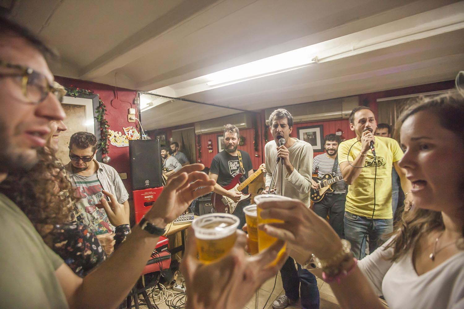 OTROS ESCENARIOS POSIBLES05-01-2019JAM GAVIOTERAJAM SESSION EN LA NOCHE DE REYES EN EL BAR LA GAVIOTA EN GRACIA BARCELONAFOTO MARTI FRADERA