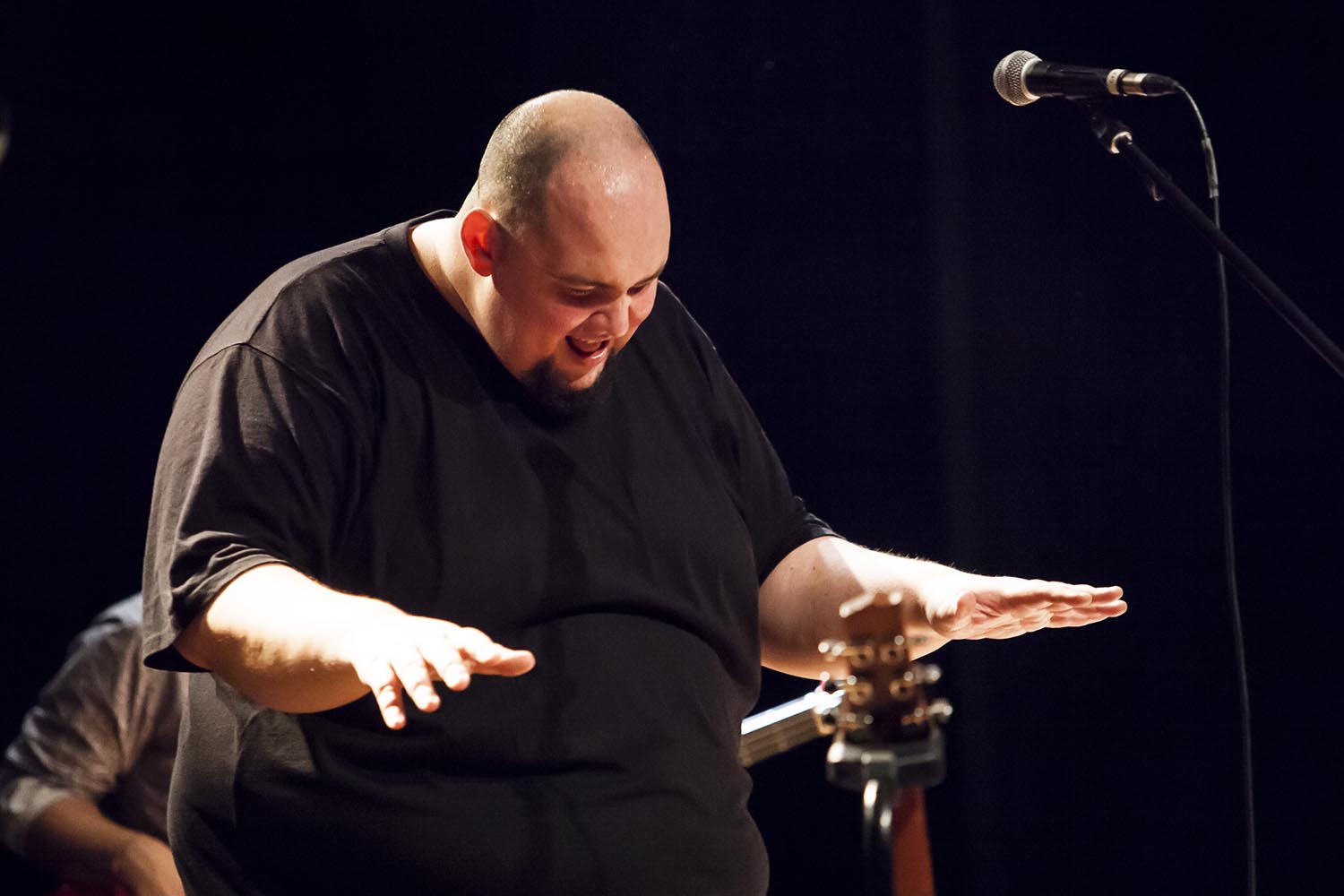 OTROS ESCENARIOS POSIBLES
EL CONJUNTO A CONTRA BLUES - ACONTRA BLUES - ACTUA EN EL FESTIVAL BARCELONA DISTRICTE CULTURAL - CIRCUITO CULTURAL EN LOS BARRIOS - EN EL CASAL DE LA FONT DEN FARGUES - HORTA - EN BARCELONA
FOTO MARTI FRADERA