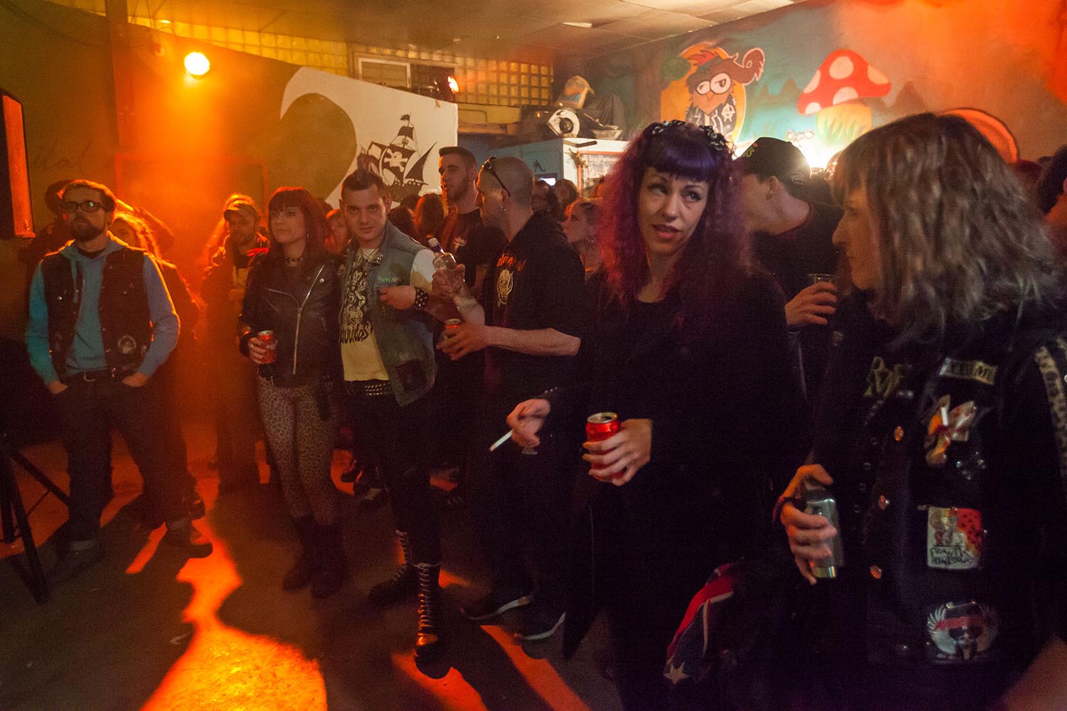 ICULT OTROS ESCENARIOS POSIBLESFIESTA POSTNIT BILLY'S MAGVIA FAVENCIA 411 BARCELONAFOTO MARTI FRADERA