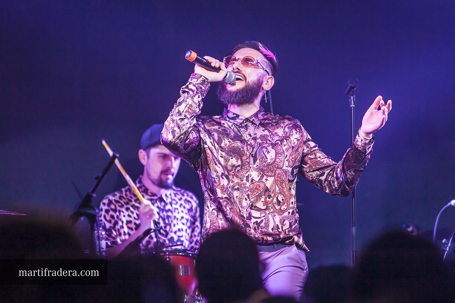 ICULT - OTROS ESCENARIOS POSIBLES
31-03-2019

CONCIERTO DE GRUPOS CUBANOS COMPOTA DE MANANA Y ANGEL YOS EN LA SALA LA NAU EN POBLENOU BARCELONA

FOTO:

MARTI FRADERA BOHERA
FOTOGRAF
+34 658 500 306
martifradera@gmail.com
www.noupunt.com
www.martifradera.com
Instagram @martifraderabohera