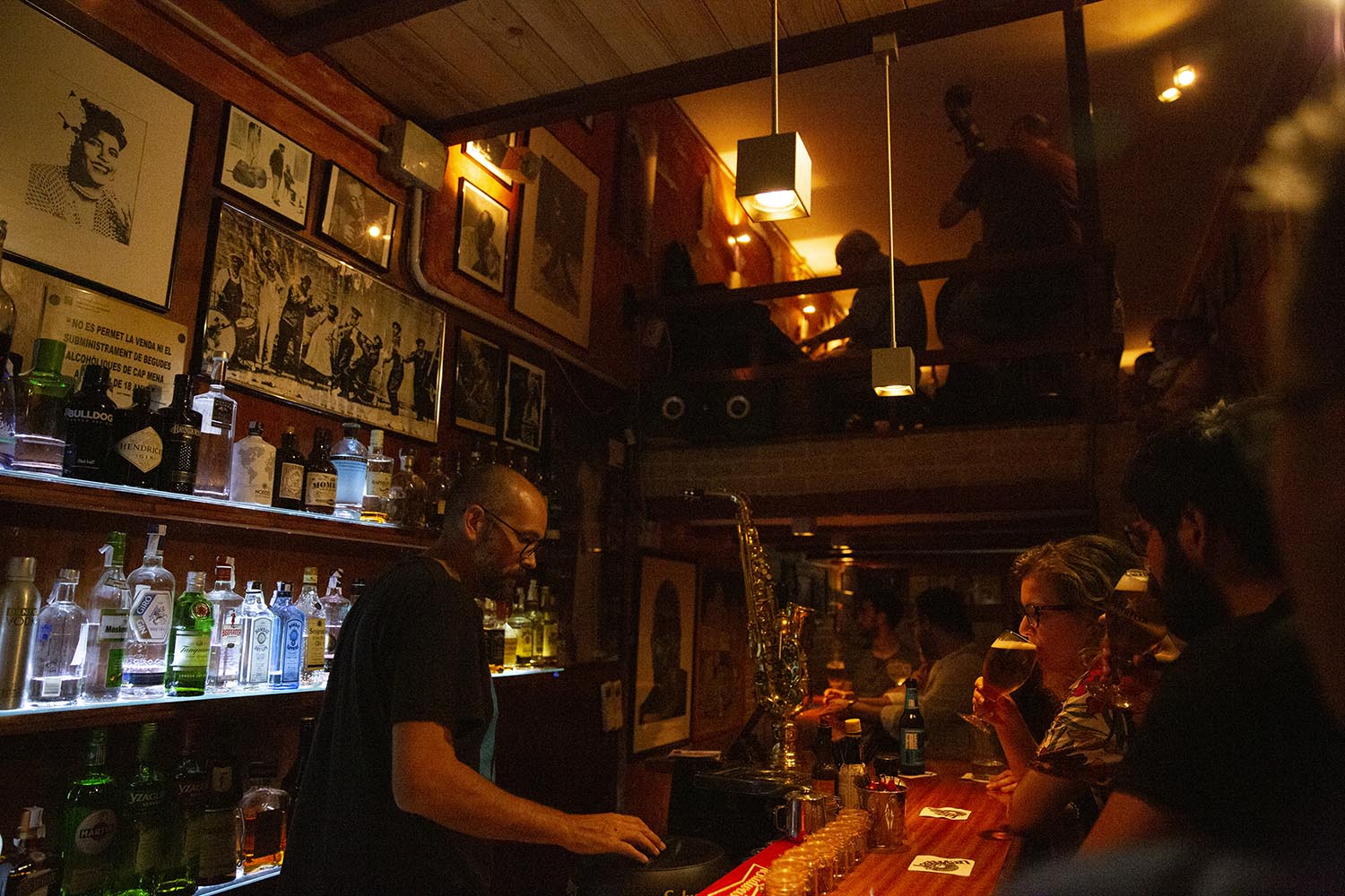 BARCELONA 15/07/2019 ICULT OTROS ESCENARIOS POSIBLES PERE FARRE Y SU TRIO EN EL MINUSCULO JAZZMAN JAZZ CLUB FOTO DE ELISENDA PONS