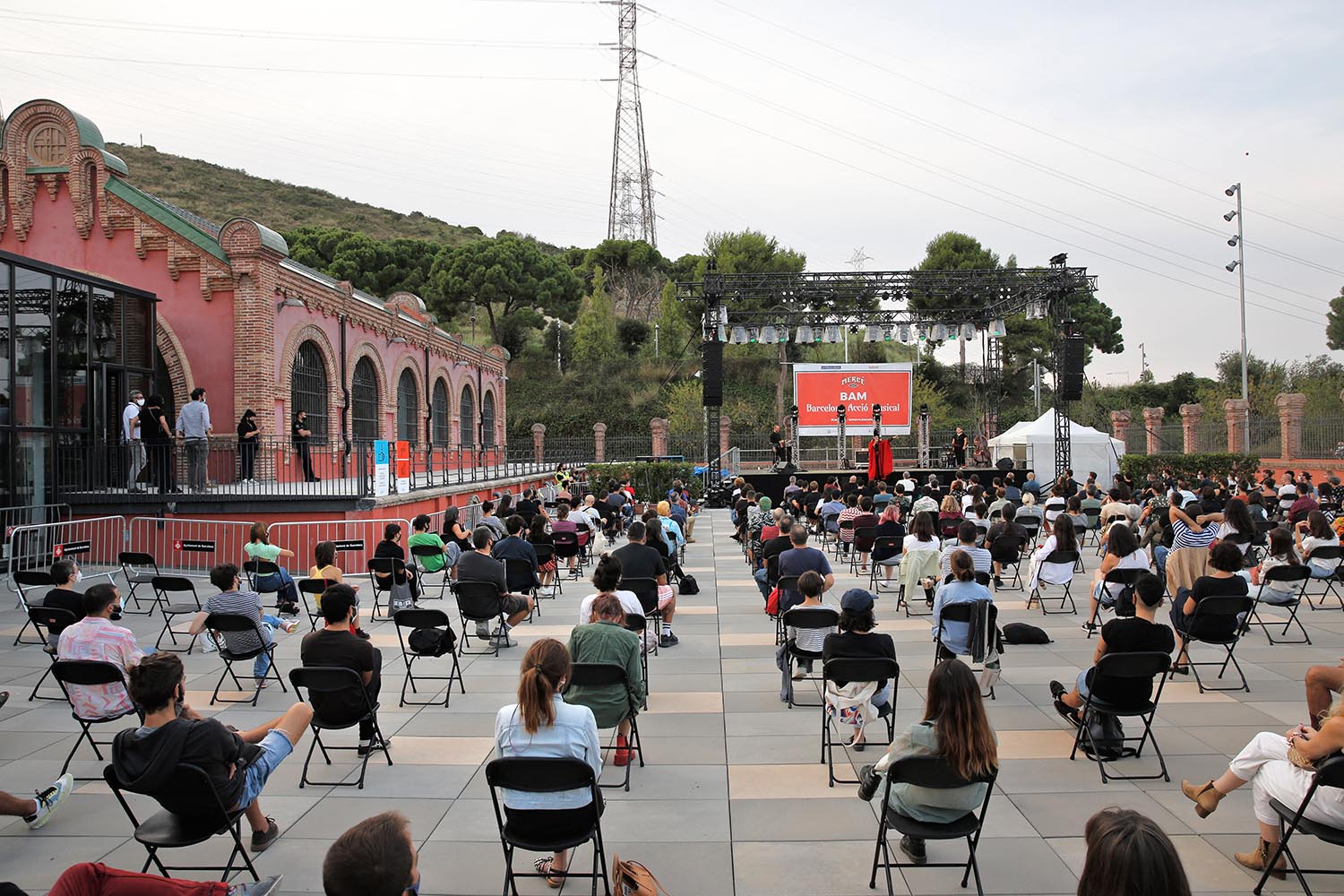 BARCELONA 24/09/2020 Actuación de Rodrigo Cuevas en la Casa de l'Aigua dentro del festival BAM. C/ del Garbí, 2 FOTO: ALVARO MONGE