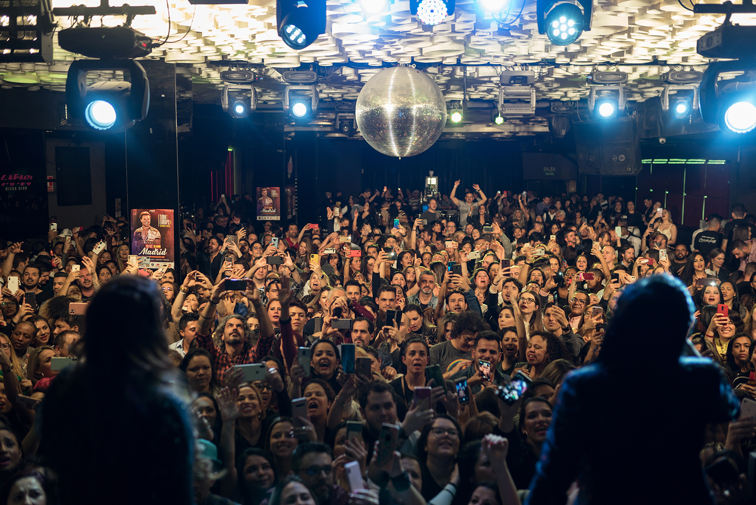 Barcelona 06/02/2020. Concierto del dúo brasileño Maiara y Maraisa en la discoteca Safari Disco Club. FOTÓGRAFO SERGI CONESA