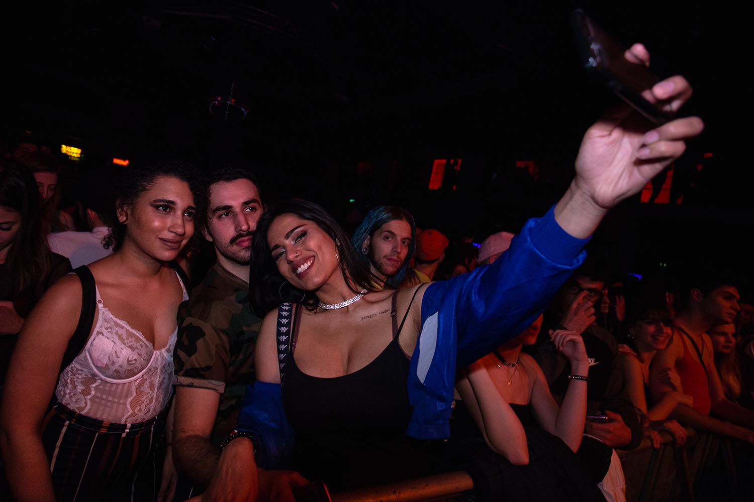 Barcelona - Almogàvers, 122 Sala RAZZMATAZZ. 26/01/18. Icult/ Más Periódico. Jóvenes bailan y disfrutan del Concierto de "La Zowi" cantante de trap y una de las referentes del género. Fotografía de Luay Albasha