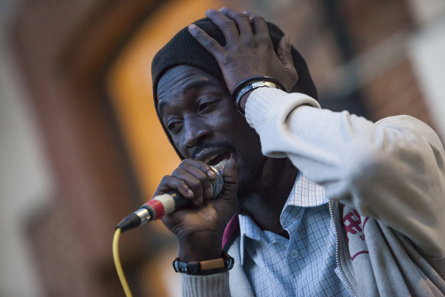 OTROS ESCENARIOS POSIBLESREPORTAJEHOSTAFRANCS BLOCK PARTY EN EL CENTRE CIVIC ESTACIO MAGORIA EN GRAN VIA 247 EN BARCELONAFIESTA DE DISCJOCKEYS ( DJ ) , RAPPEROS , RAP , HIP HOP , GRAFITEROS FOTO MARTI FRADERA