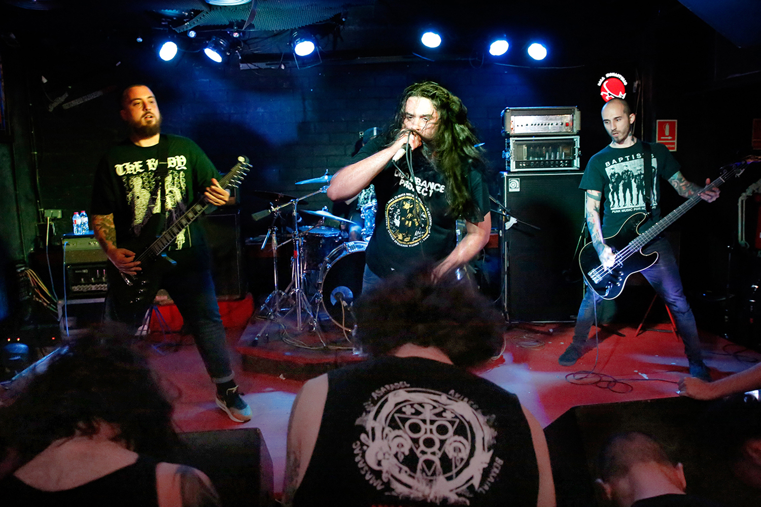 BARCELONA 28/06/2018 Otros Escenarios. Sala Monasterio (Port Olímpic: Moll de Mestral, 30). És un concert de grups metaleros al Port Olímpic. FOTO : ALVARO MONGE