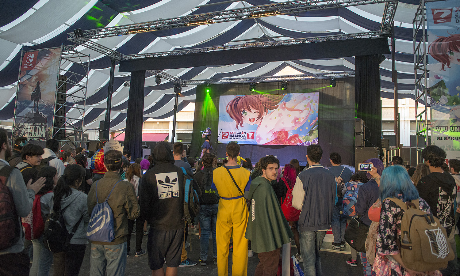 BARCELONA. 01.11.2017XXIII Salon del Manga en la Fira Montjuic. Para seccion Otros Escenarios. Actuacion de Airii Yami en la Plaza del Univers. FOTO FERRAN SENDRA